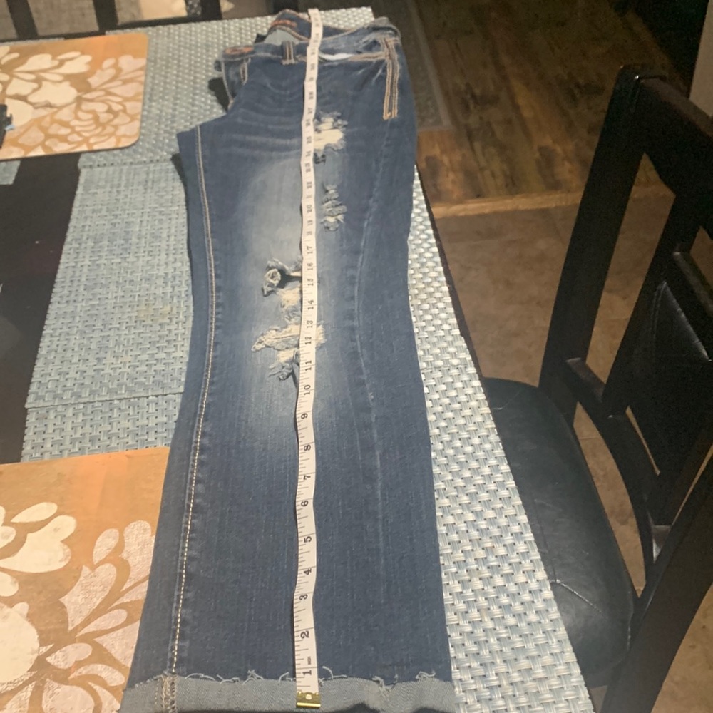 Distressed crop ankle jeans - Picture 3 of 10